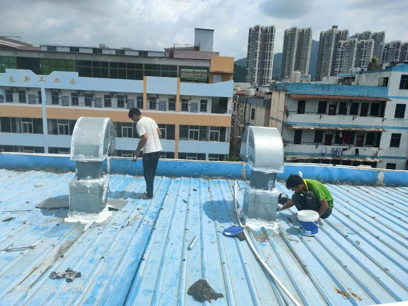 新安钢结构屋面涂料维修方法